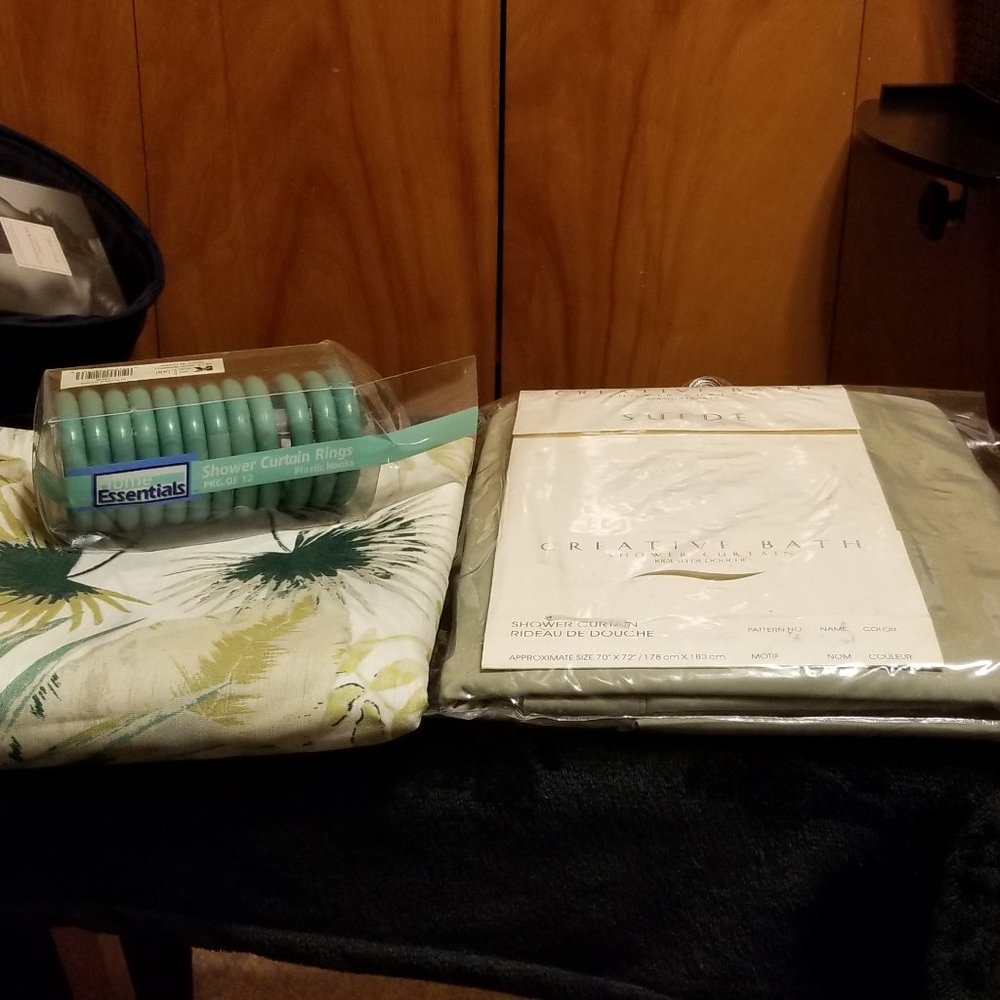 COPY - Lot of 2 shower curtains